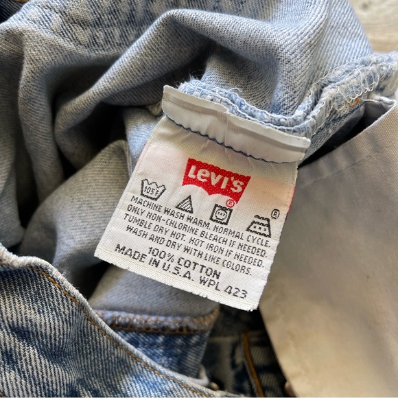 Levis denim button fly straight leg jeans size 30 Women Vintage 90s Made in USA - Picture 4 of 16